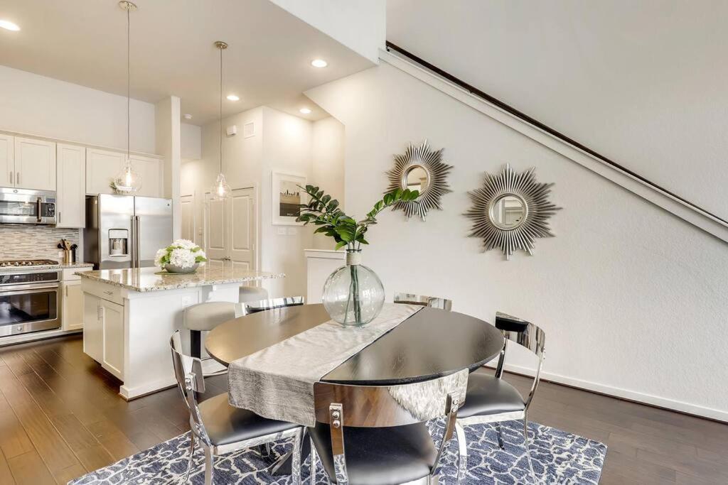 Gorgeous 4 Bed Home On St Mary'S - Minutes To Riverwalk/Pearl San Antonio Extérieur photo