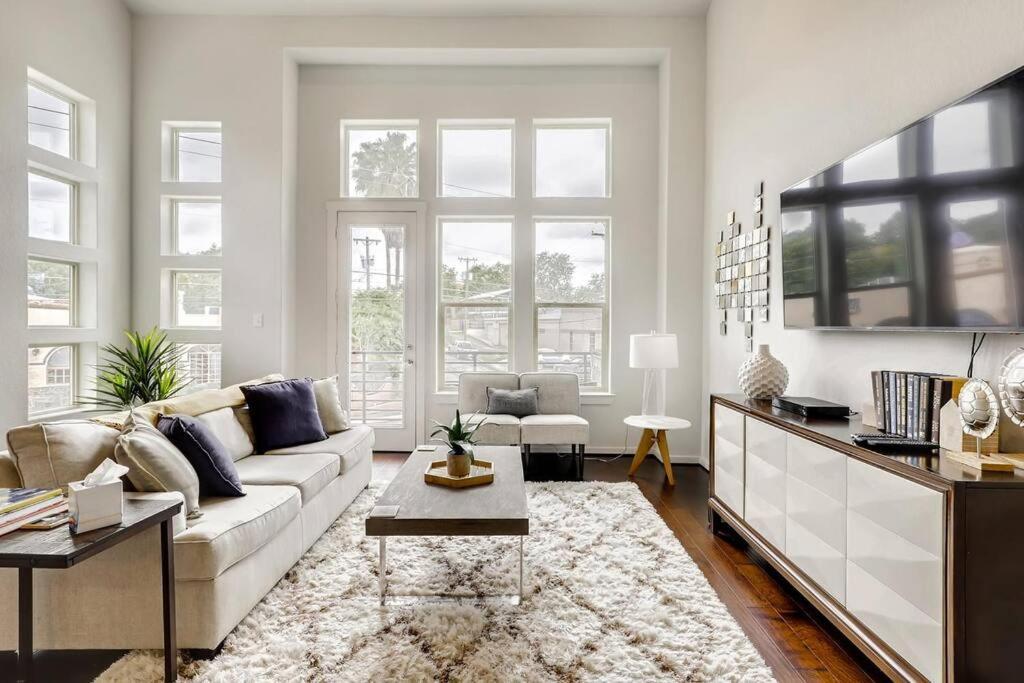 Gorgeous 4 Bed Home On St Mary'S - Minutes To Riverwalk/Pearl San Antonio Extérieur photo