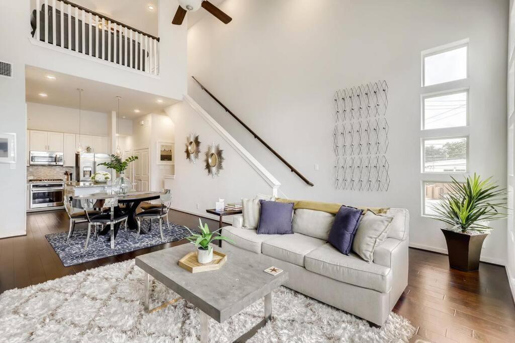 Gorgeous 4 Bed Home On St Mary'S - Minutes To Riverwalk/Pearl San Antonio Extérieur photo