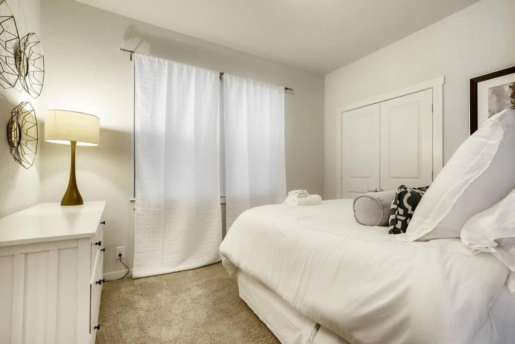 Gorgeous 4 Bed Home On St Mary'S - Minutes To Riverwalk/Pearl San Antonio Extérieur photo